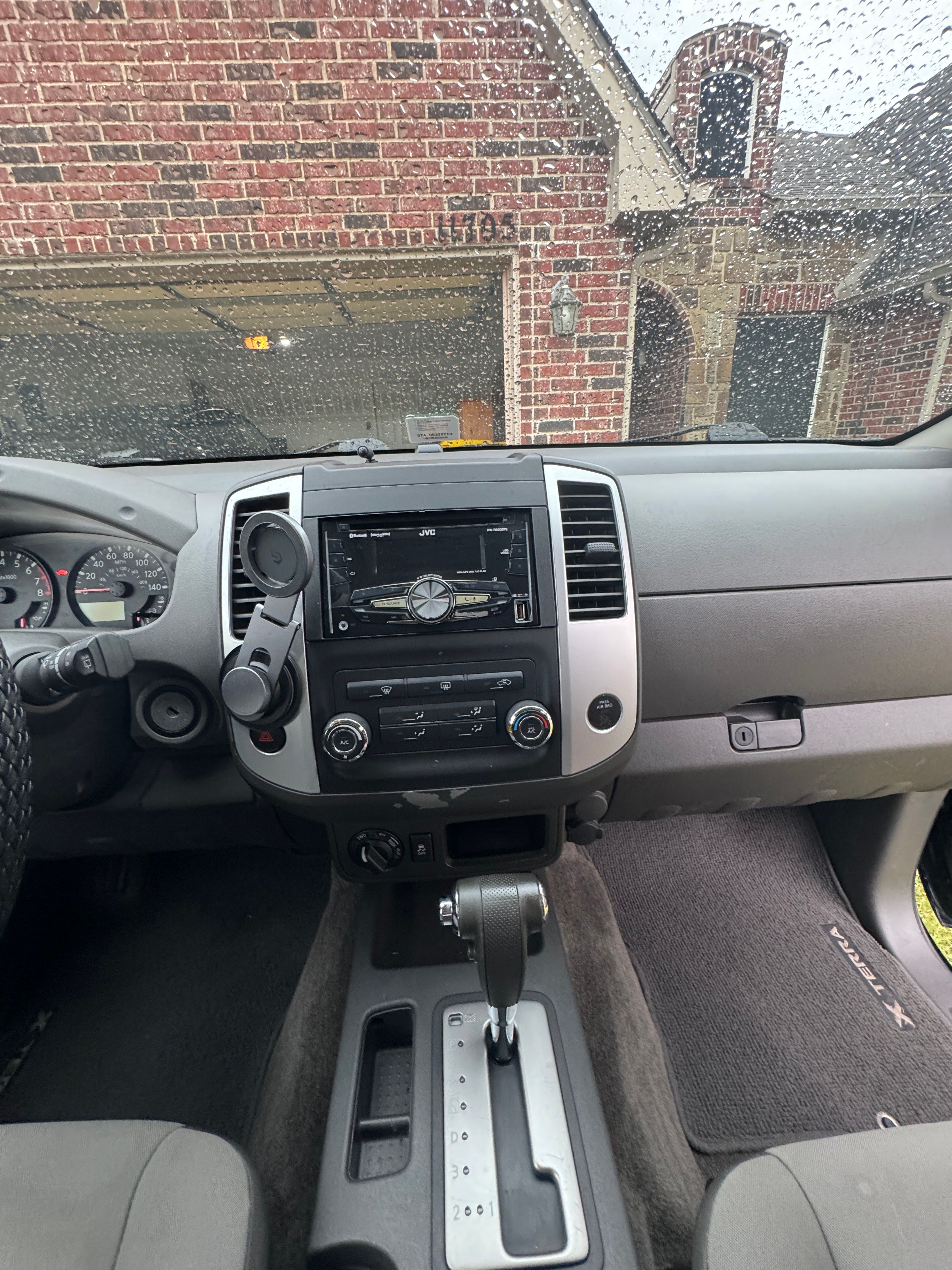 Used 2014 Nissan Xterra X AWD/4WD image 12