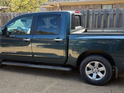 Used 2005 Nissan Titan LE w/ (T01) Tow Pkg