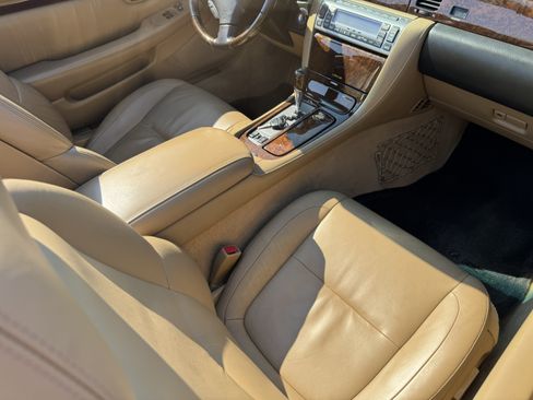 Used 2008 Lexus SC 430 Convertible image 17