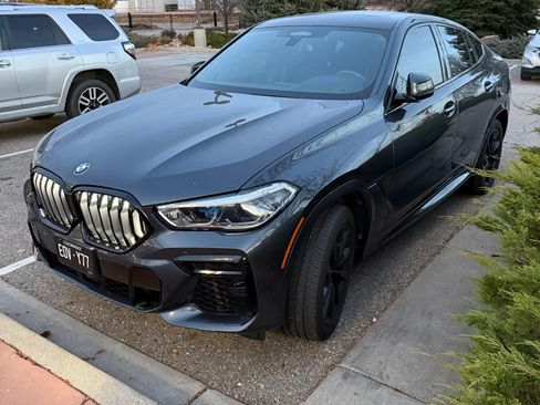 Used 2022 BMW X6 xDrive40i w/ Executive Package AWD/4WD image 4