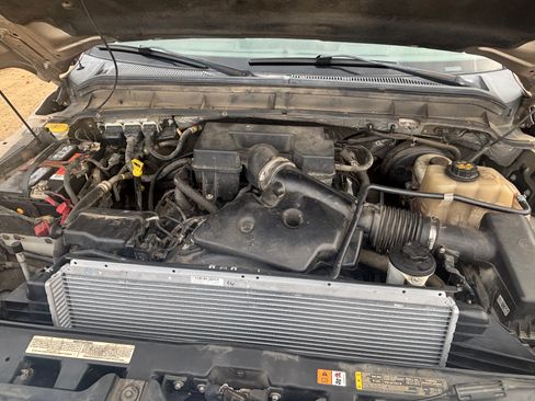 Used 2012 Ford F250 XLT w/ XLT Value Pkg image 16