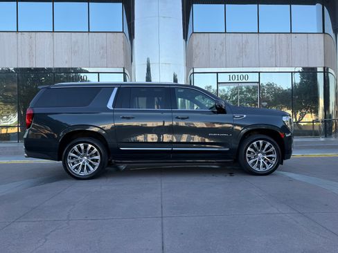Used 2021 GMC Yukon XL Denali AWD/4WD image 20
