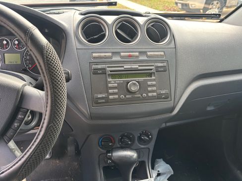 Used 2011 Ford Transit Connect XLT image 17