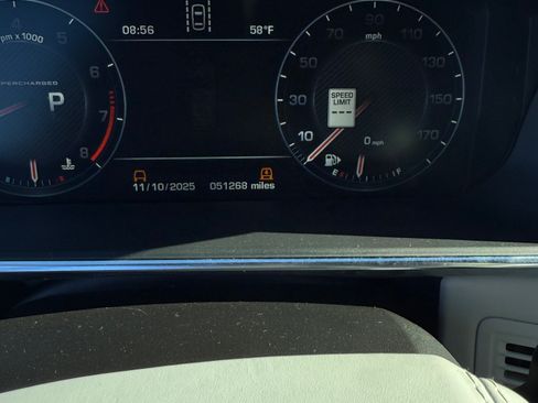 Used 2016 Land Rover Range Rover Supercharged image 9