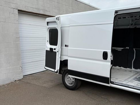 Used 2023 RAM ProMaster 3500 image 13