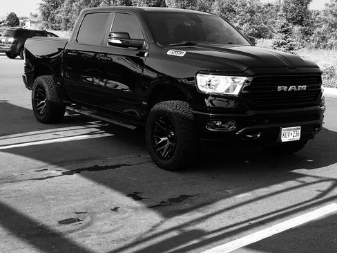 Used 2020 RAM 1500 Big Horn image 5