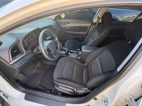 Used 2018 Hyundai Elantra SEL FWD image 8