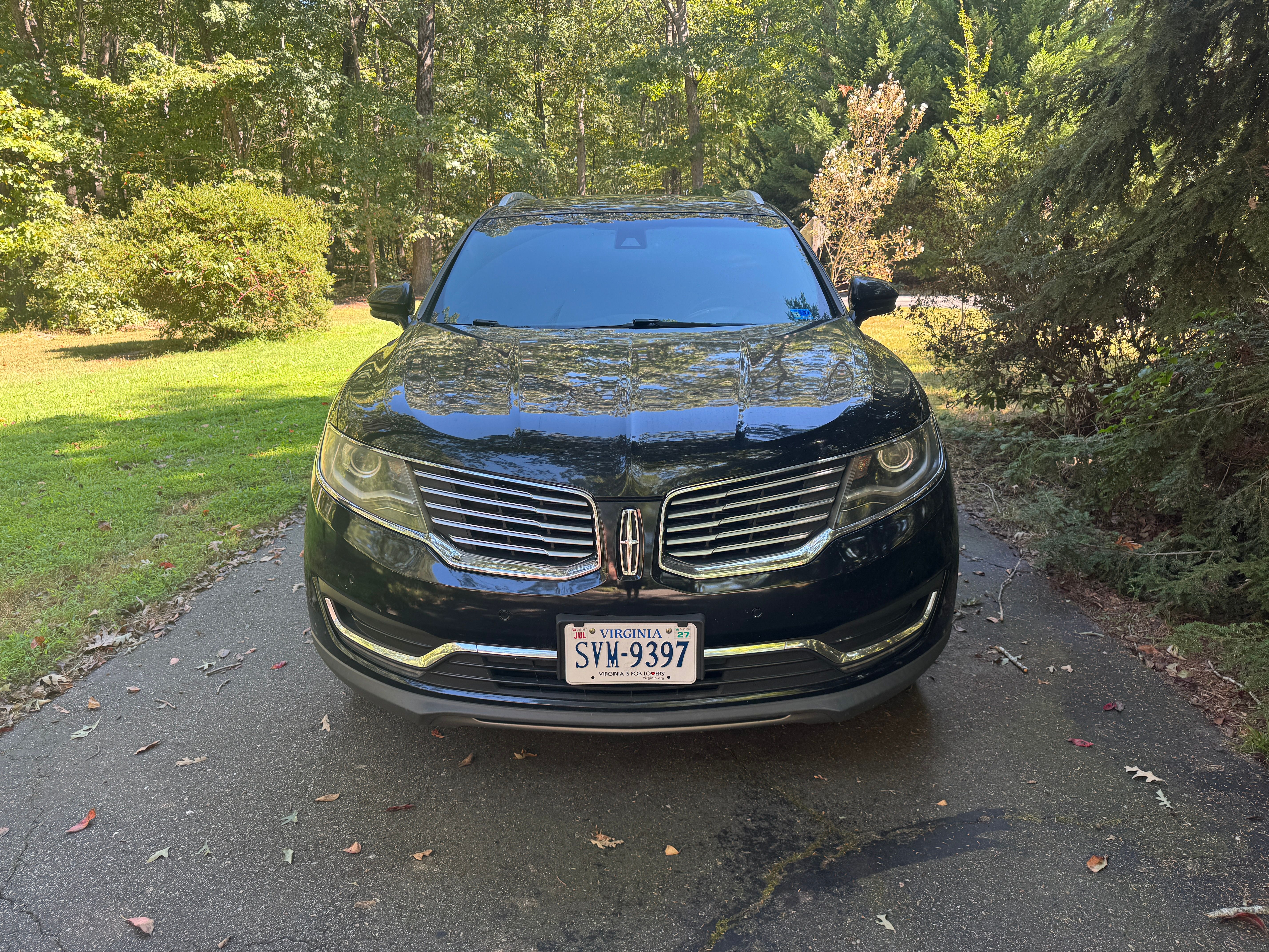 Used 2017 Lincoln MKX Reserve w/ Driver Assistance Package AWD/4WD image 6