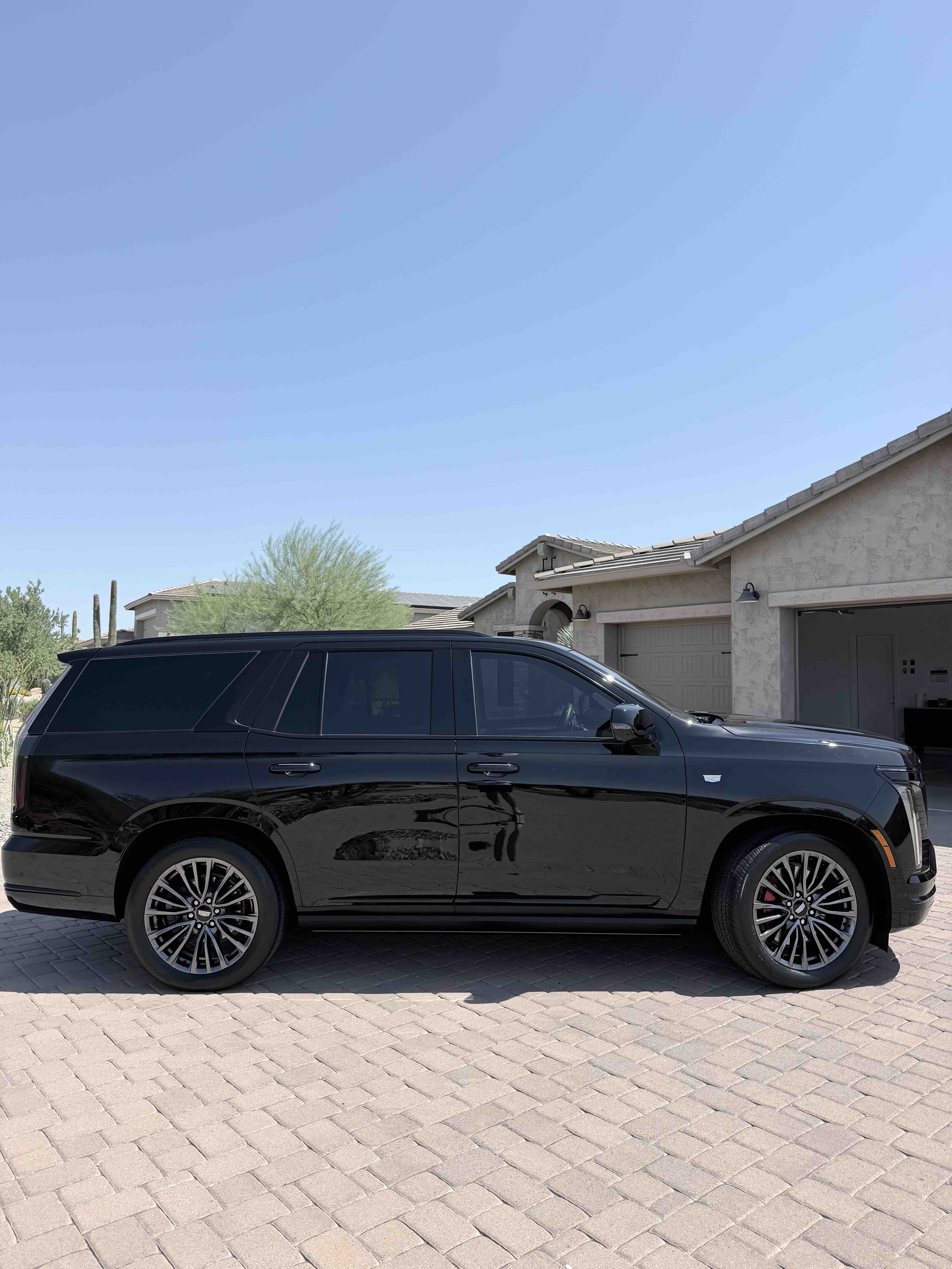Used 2025 Cadillac Escalade Sport Platinum AWD/4WD image 9