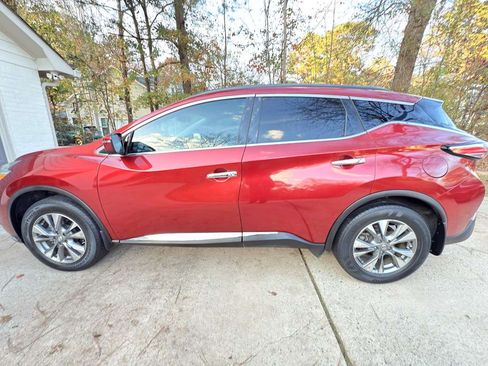 Used 2016 Nissan Murano SV image 1