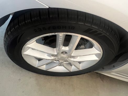 Used 2013 Chevrolet Impala LTZ FWD image 16