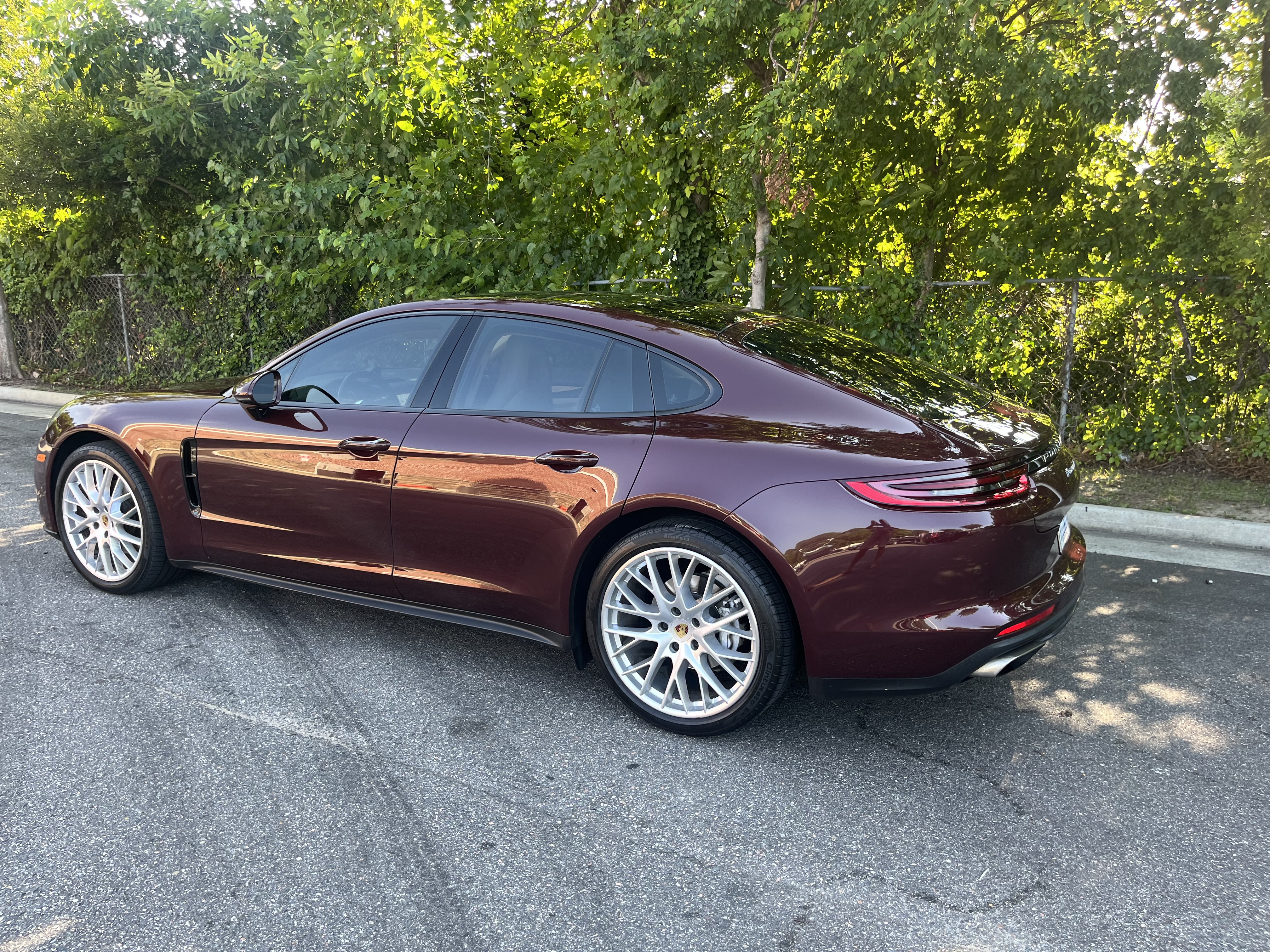 Used 2018 Porsche Panamera 4 AWD/4WD image 2