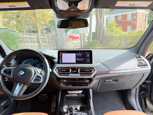 Used 2024 BMW X3 sDrive30i w/ Premium Package w/ZPA image 13