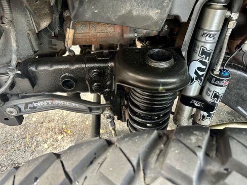 Used 2016 Jeep Wrangler Sport image 12