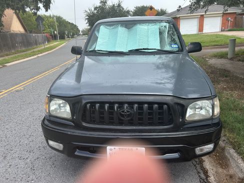 Used 2002 Toyota Tacoma 2WD Regular Cab image 12