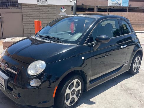 Used 2016 FIAT 500 e FWD image 2