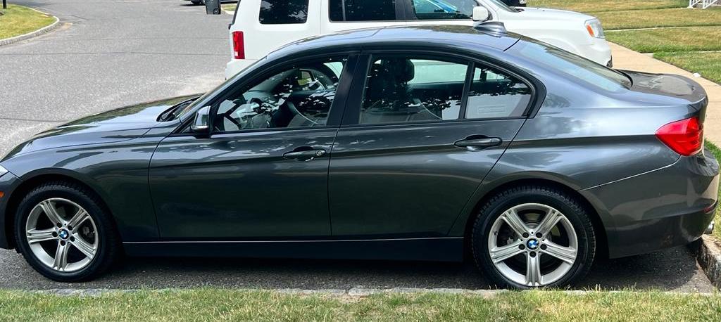 Used 2013 BMW 328i xDrive Sedan AWD/4WD image 10