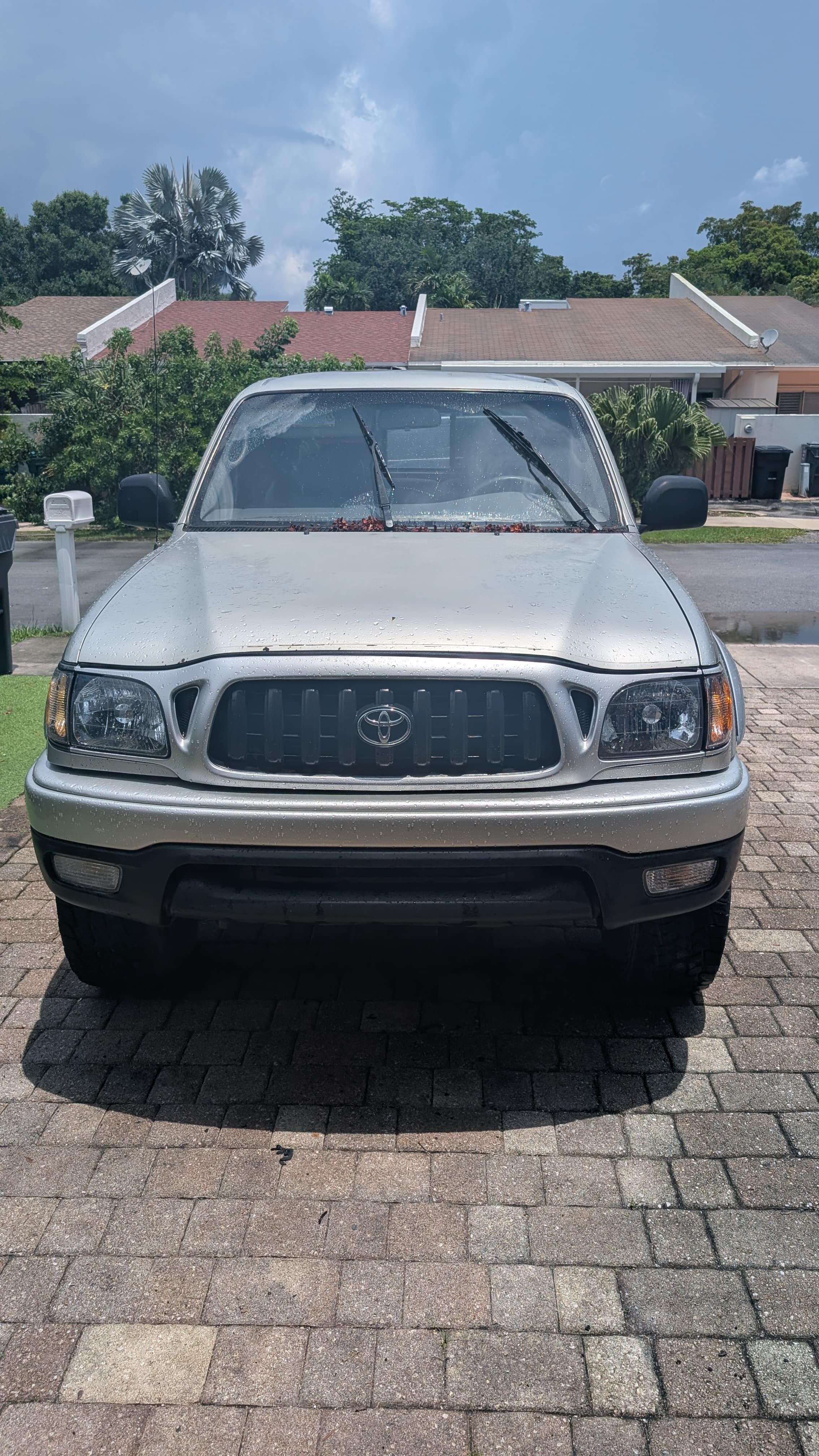 Used 2004 Toyota Tacoma PreRunner RWD image 2