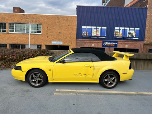 Used 2001 Ford Mustang GT image 6