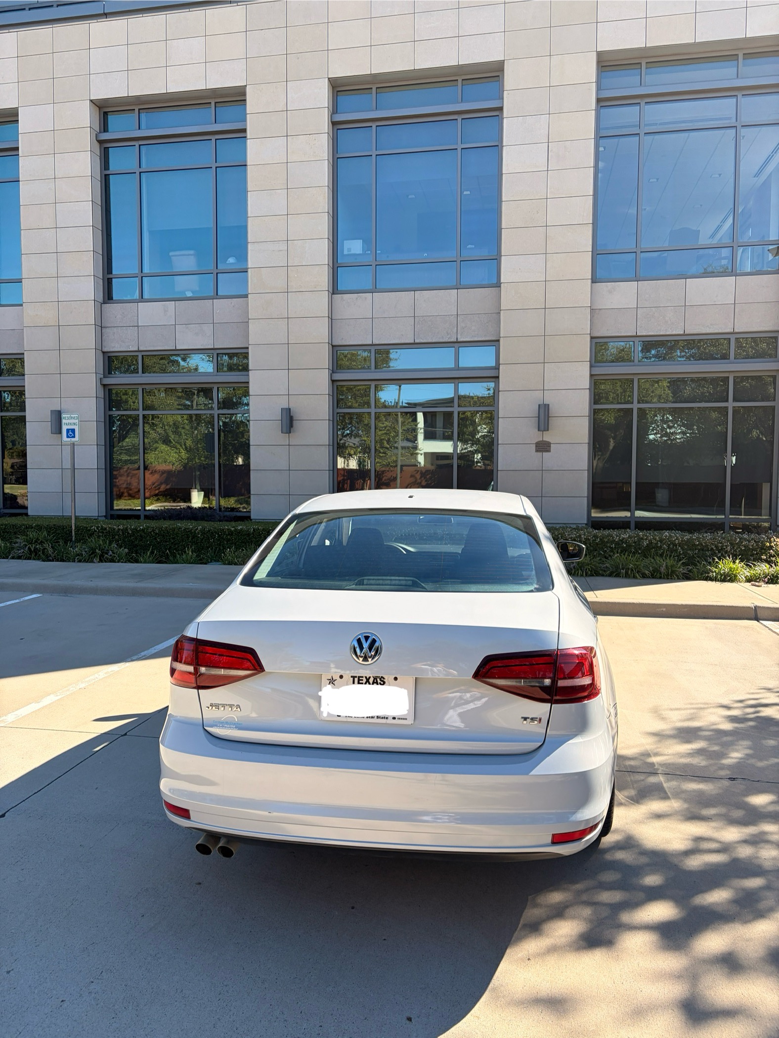 Used 2017 Volkswagen Jetta S FWD image 4