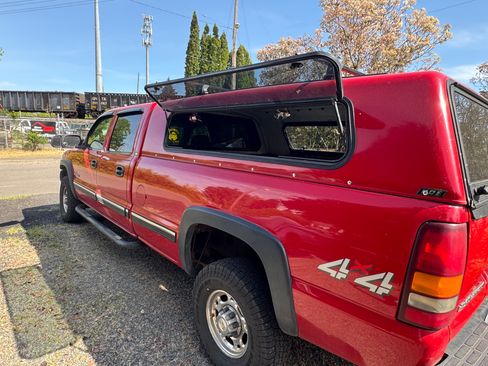 Used 2002 Chevrolet Silverado 2500 4x4 Crew Cab image 4