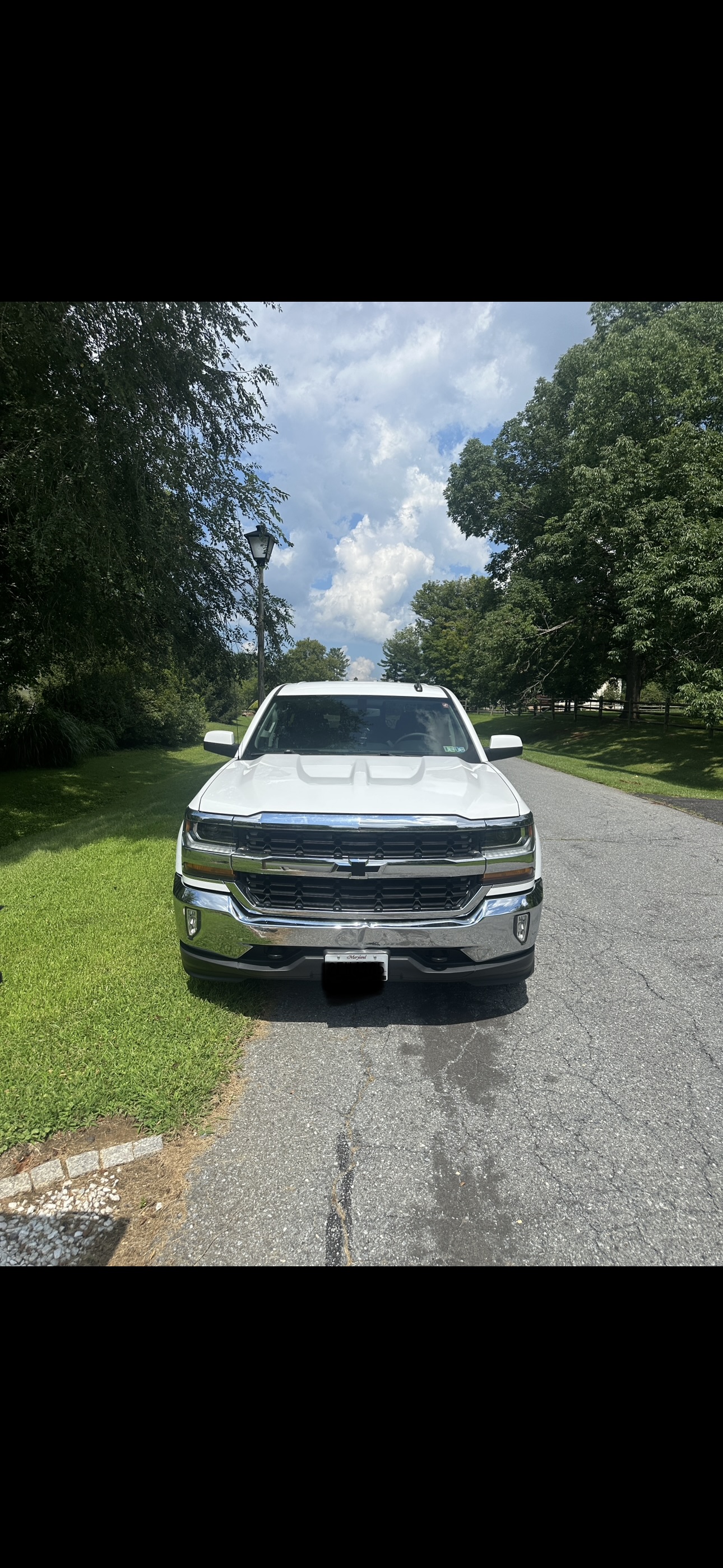 Used 2017 Chevrolet Silverado 1500 LT w/ All Star Edition AWD/4WD image 1