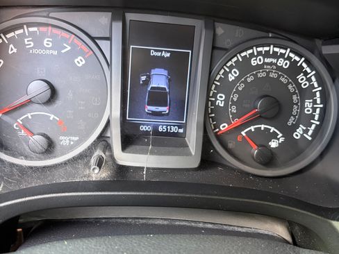 Used 2019 Toyota Tacoma SR w/ SR Convenience Package RWD image 2