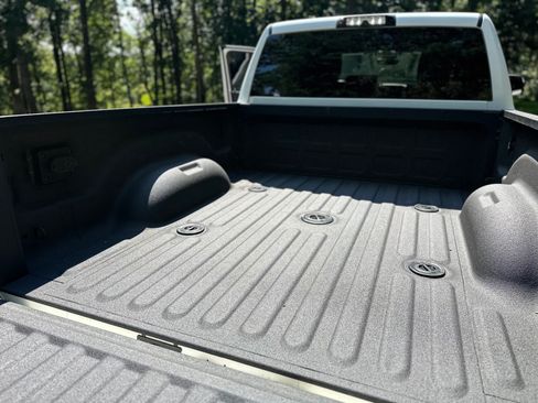 Used 2020 RAM 2500 Big Horn w/ Night Edition AWD/4WD image 8