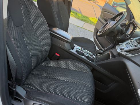 Used 2016 GMC Terrain SLE image 19