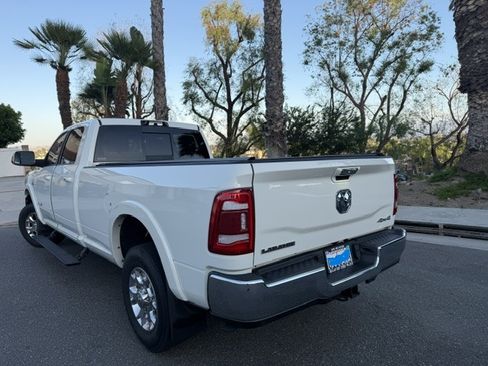 Used 2022 RAM 3500 Laramie AWD/4WD image 5