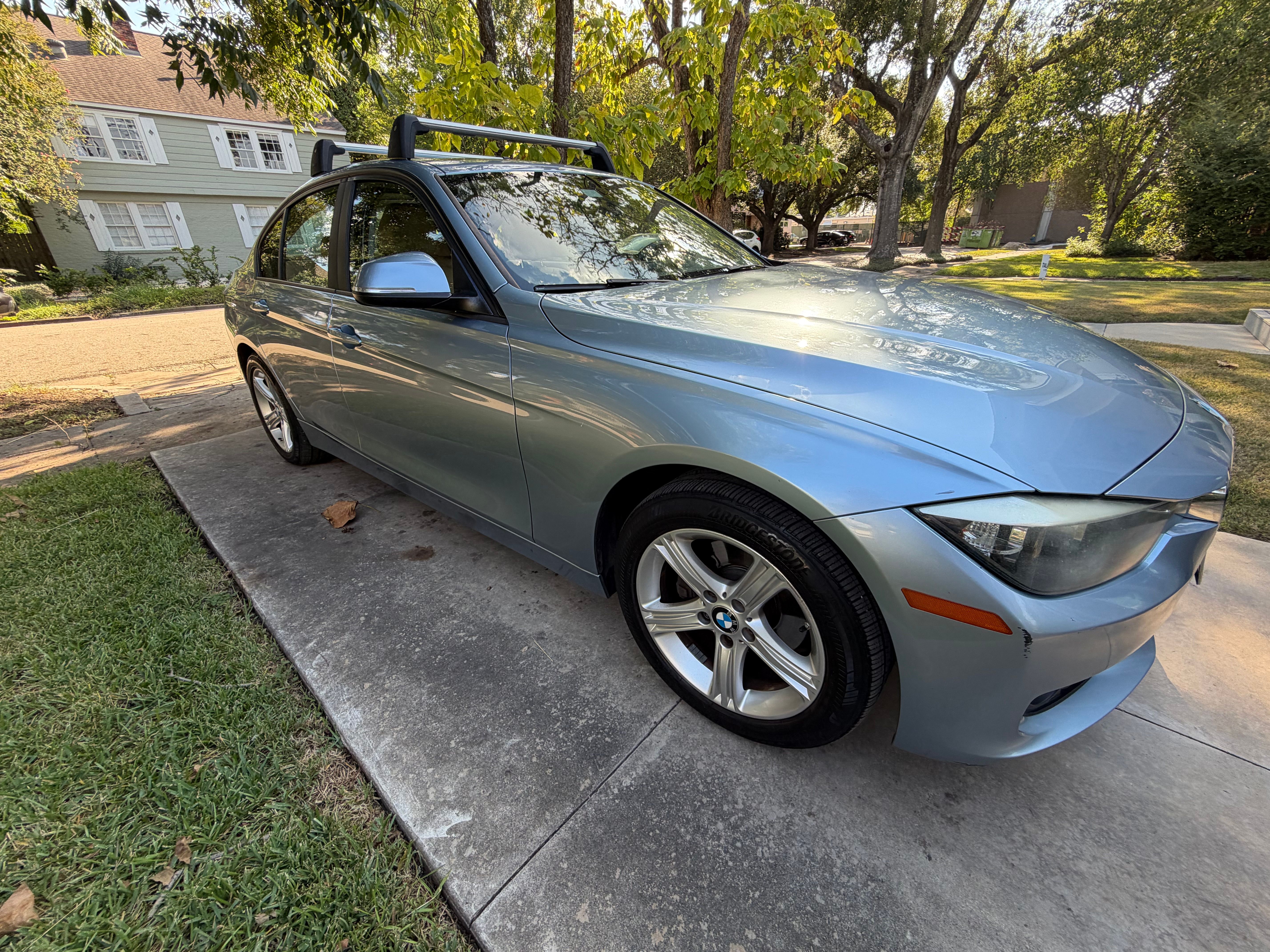 Used 2012 BMW 328i Sedan RWD image 2