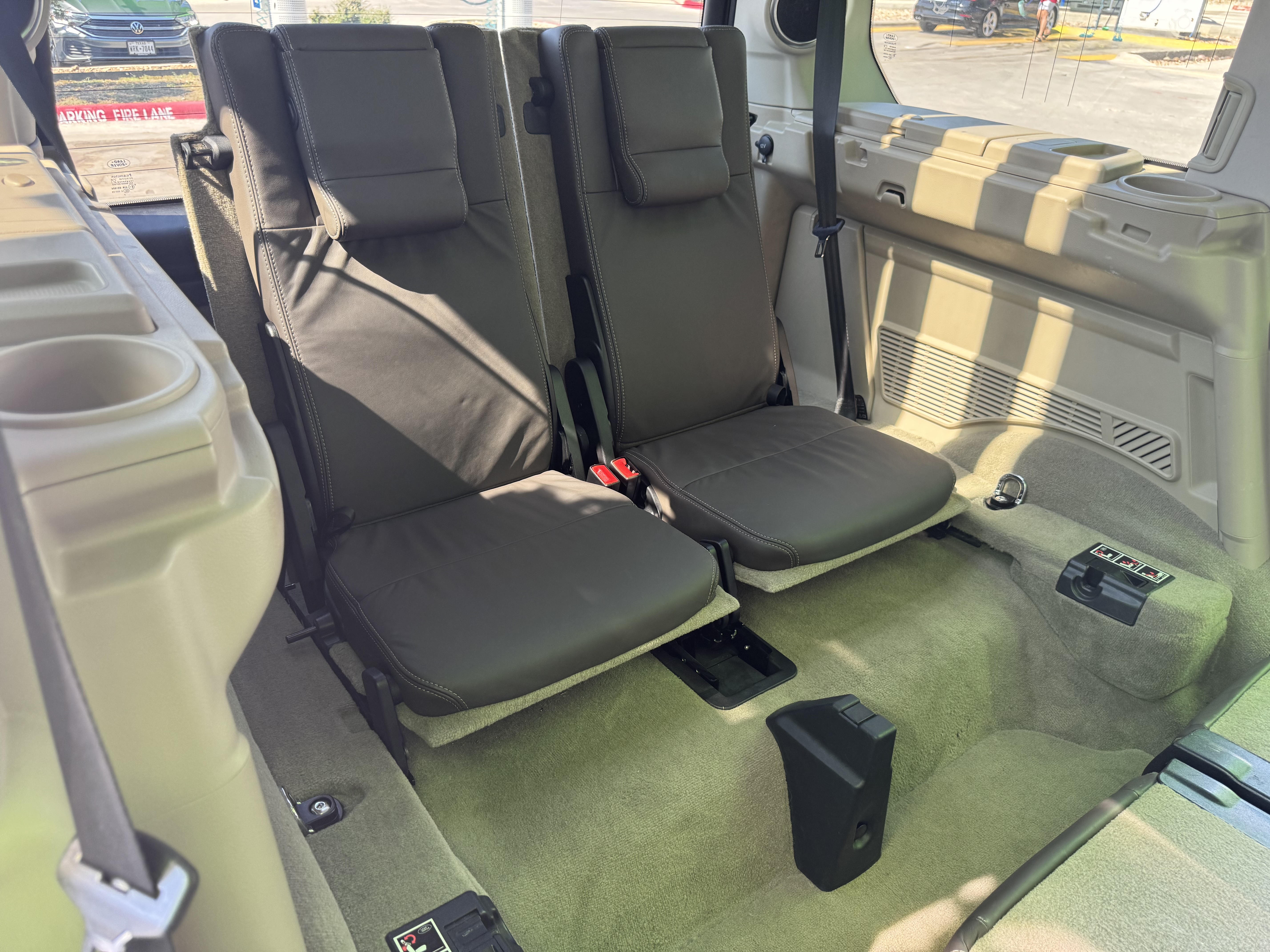 Used 2013 Land Rover LR4 HSE LUX AWD/4WD image 18