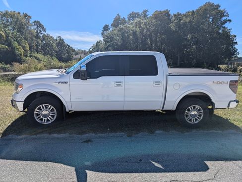 Used 2013 Ford F150 Lariat w/ Luxury Equipment Group image 2