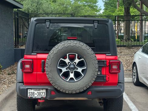 Used 2022 Jeep Wrangler Unlimited Rubicon w/ Steel Bumper Group AWD/4WD image 6