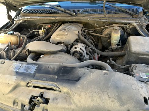 Used 2002 Chevrolet Silverado 1500 LS w/ Electrical Convenience Pkg image 16