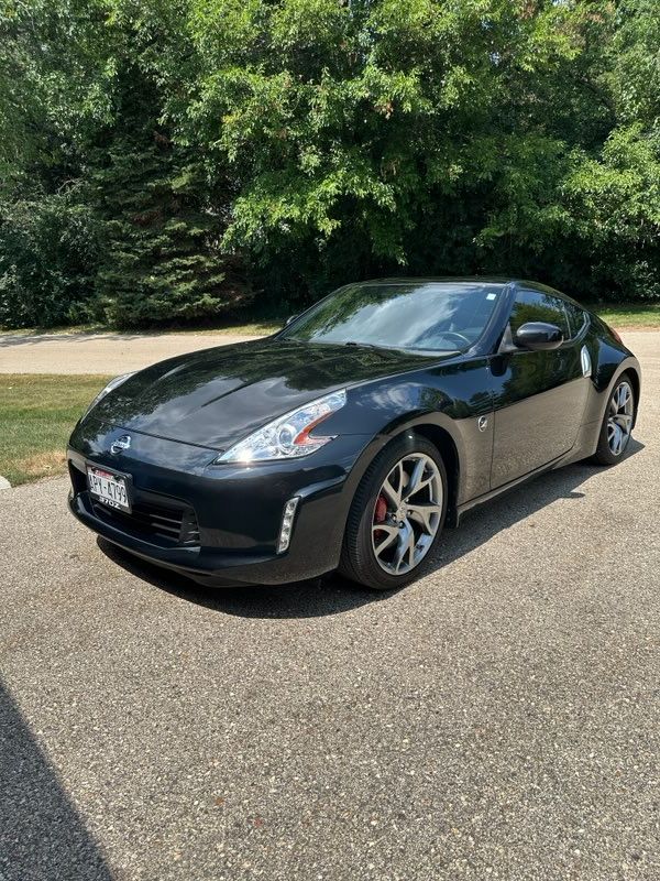 Used 2014 Nissan 370Z Touring w/ Sport Package RWD image 1