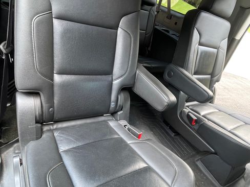 Used 2017 Chevrolet Suburban Premier AWD/4WD image 47