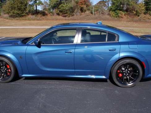 Used 2021 Dodge Charger SRT Hellcat RWD image 11