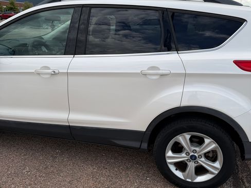 Used 2013 Ford Escape SE FWD image 10