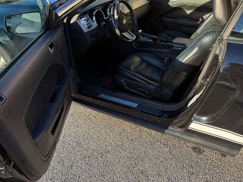 Used 2007 Ford Mustang Premium RWD image 9