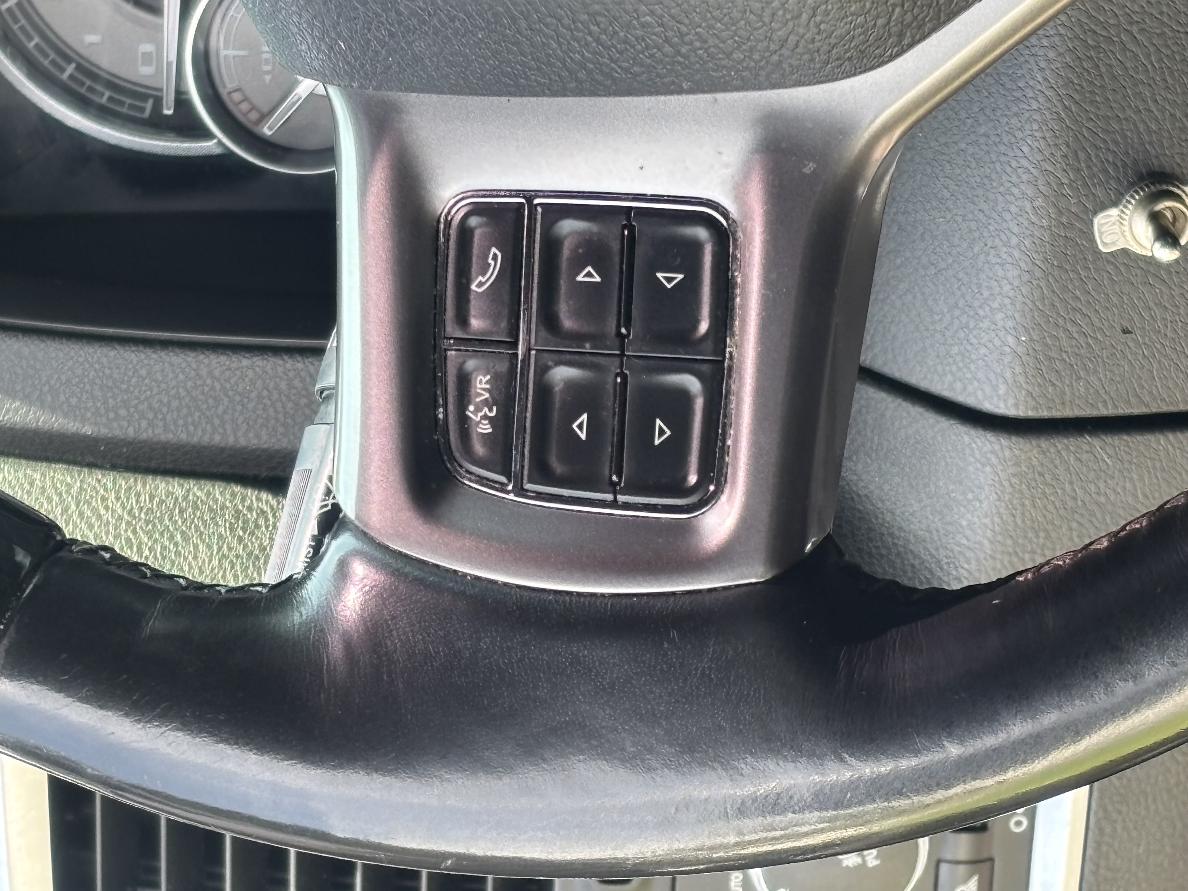 Used 2016 RAM 1500 Limited AWD/4WD image 20