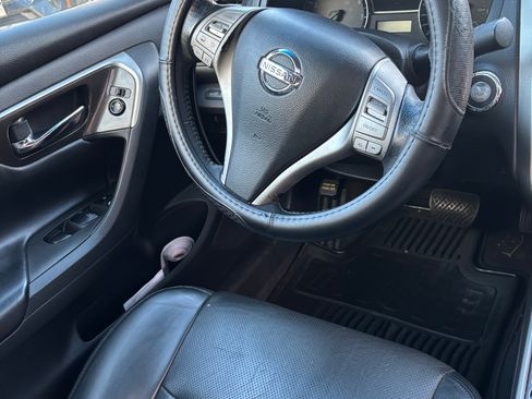 Used 2014 Nissan Altima 2.5 SL w/ Technology Package image 11