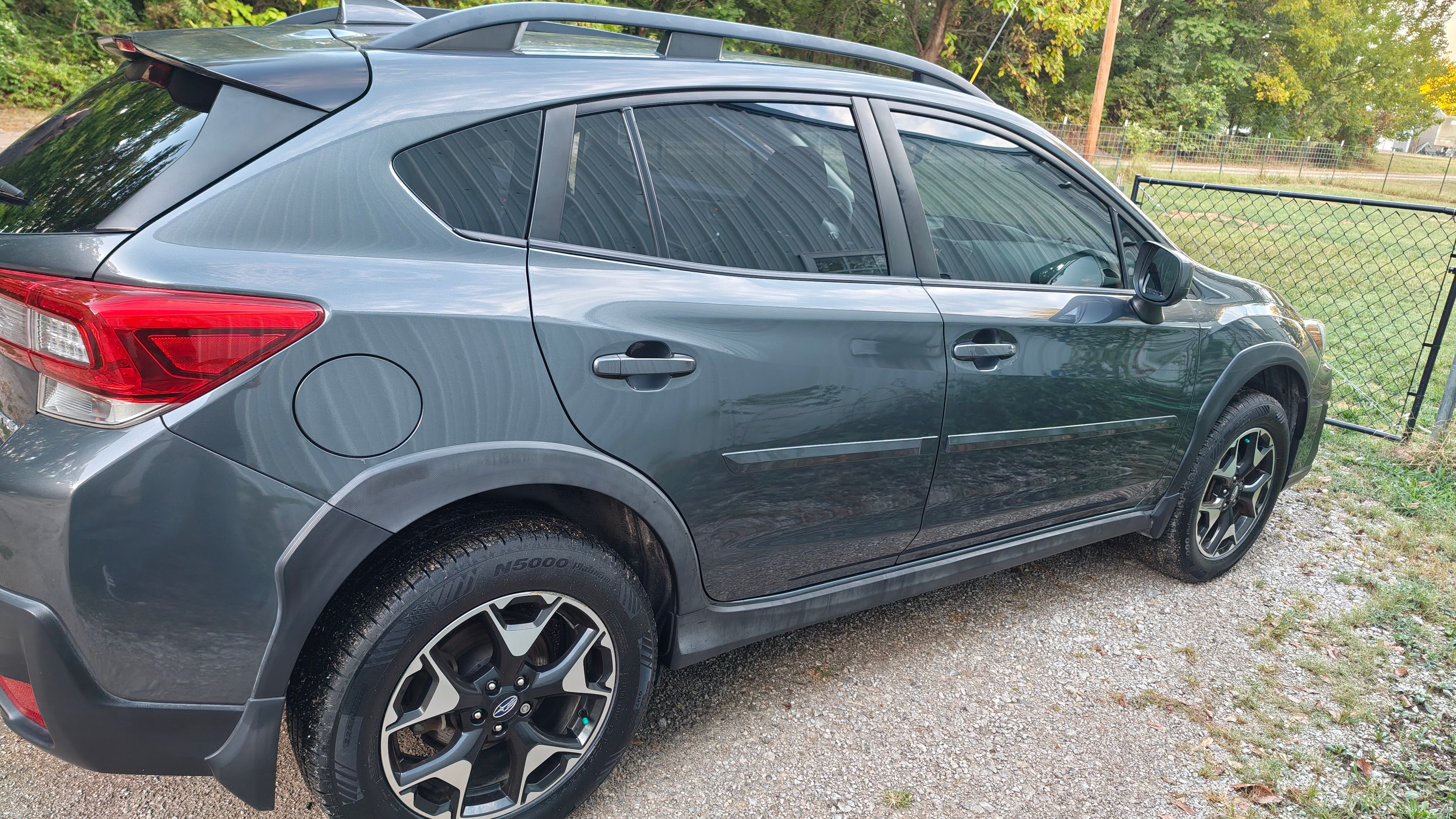 Used 2020 Subaru Crosstrek 2.0i Premium w/ Moonroof Package 2 AWD/4WD image 5