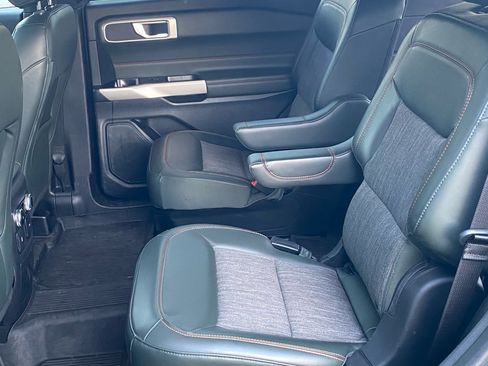 Used 2022 Ford Explorer Timberline image 15
