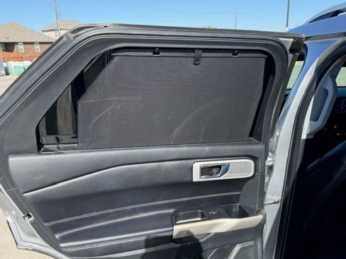 Used 2021 Ford Explorer Limited w/ Equipment Group 301A image 19