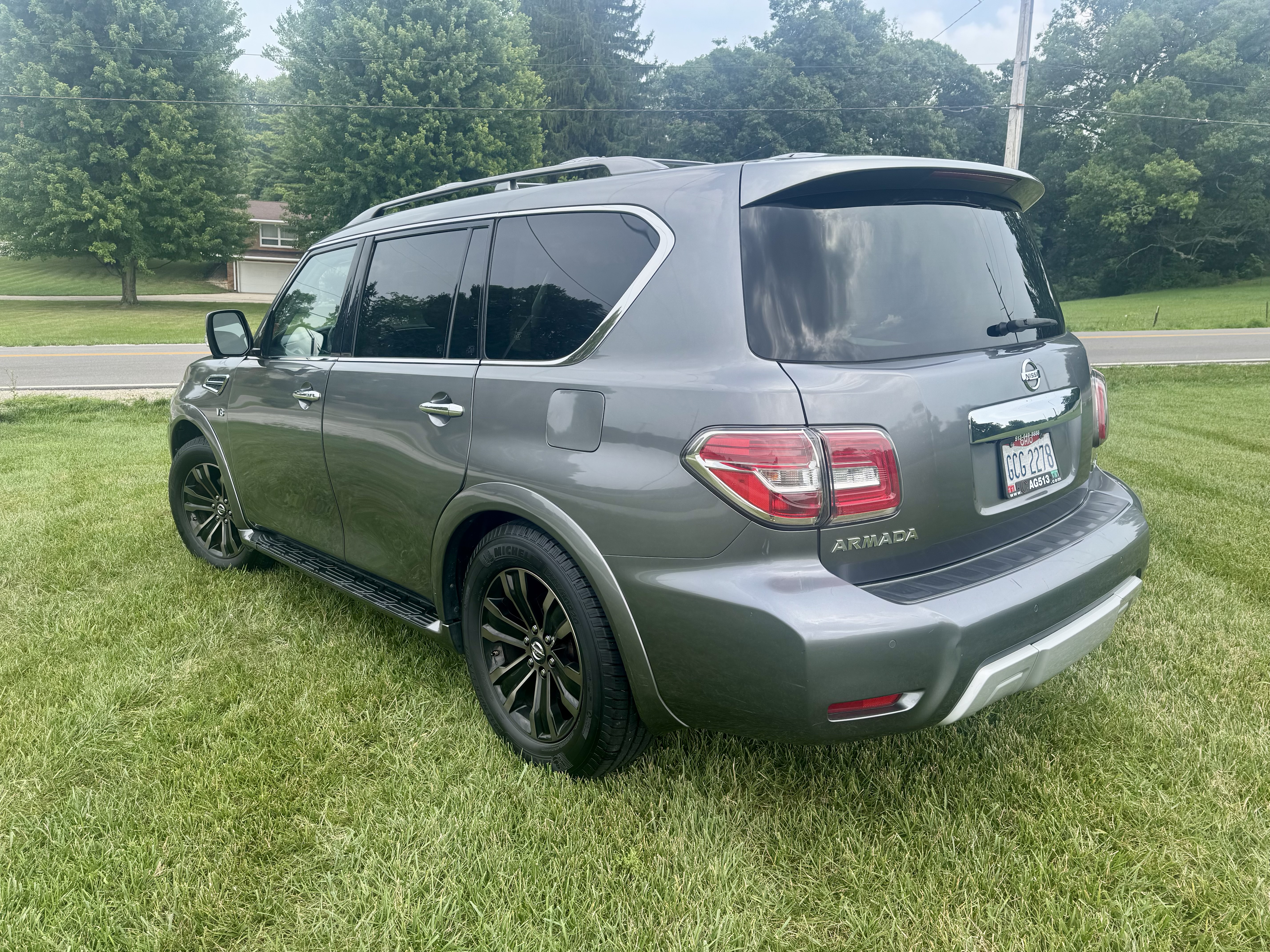 Used 2017 Nissan Armada Platinum w/ Captain Seat Package AWD/4WD image 2