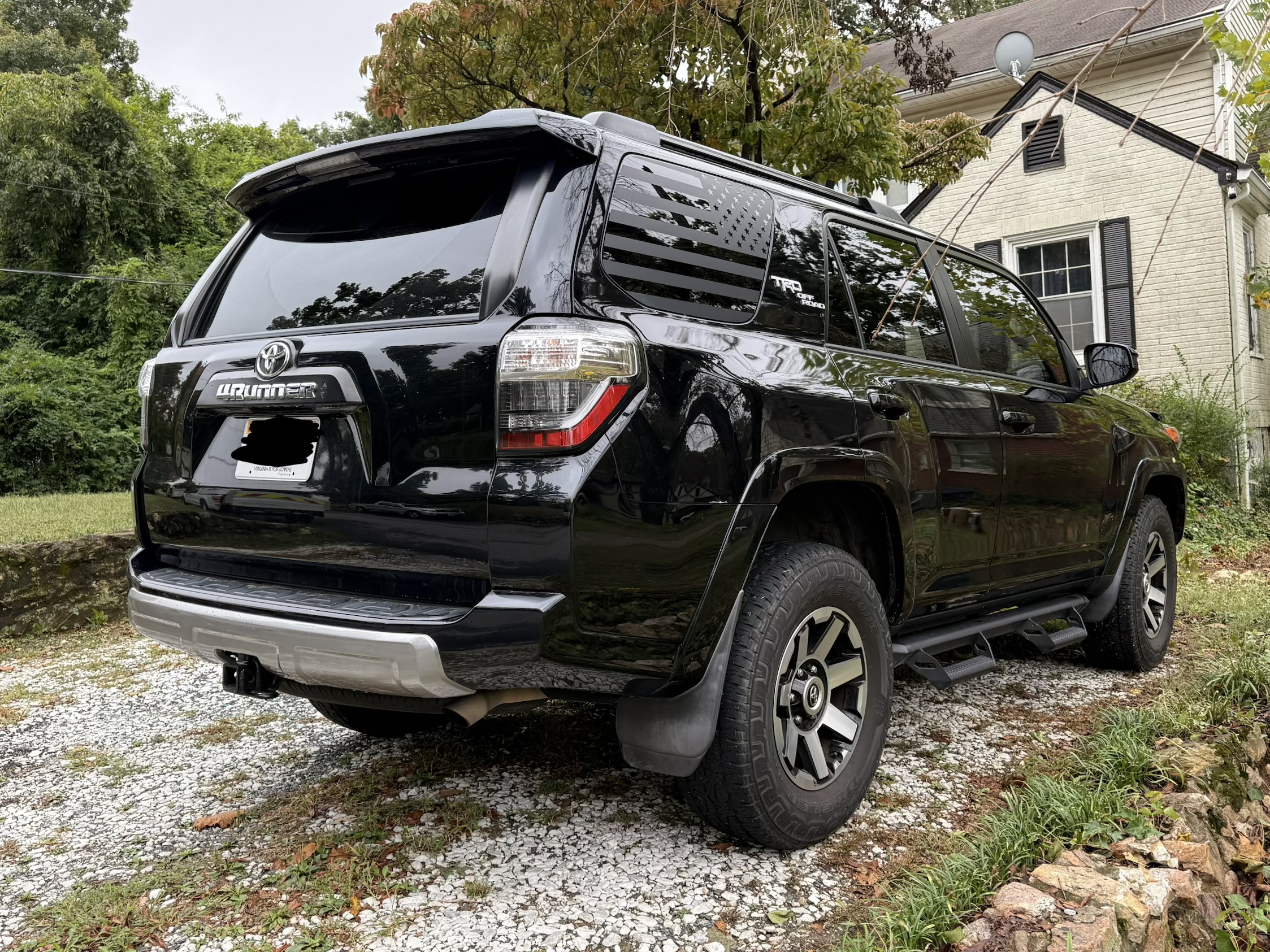 Used 2022 Toyota 4Runner TRD Off-Road AWD/4WD image 2