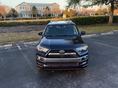 Used 2016 Toyota 4Runner Limited image 8