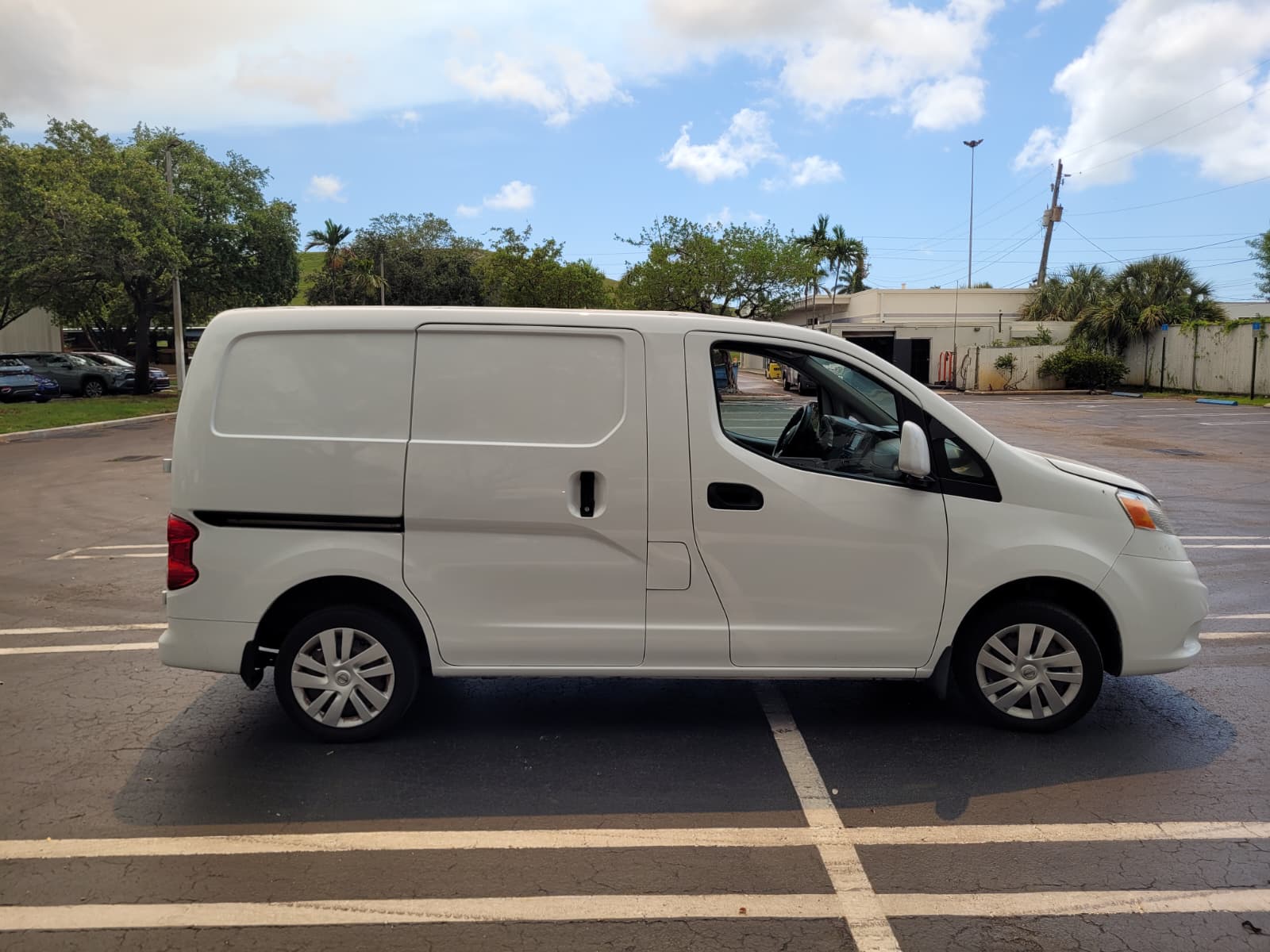 Used 2015 Nissan NV200 SV w/ Technology Package FWD image 5