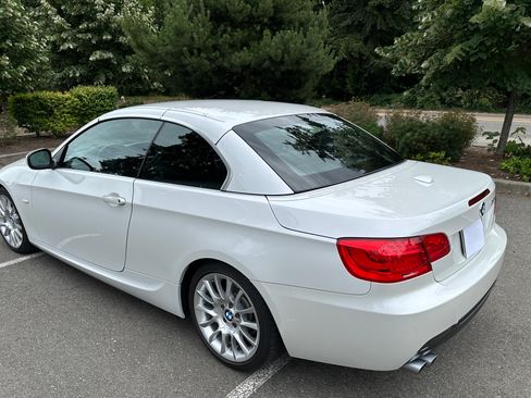 Used 2012 BMW 328i Convertible RWD image 10